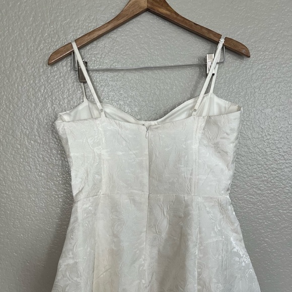 NWOT Meet for Tea Off White Jacquard Bustier Midi Dress With Pockets - Picture 6 of 8